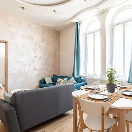 Familial Centre De *