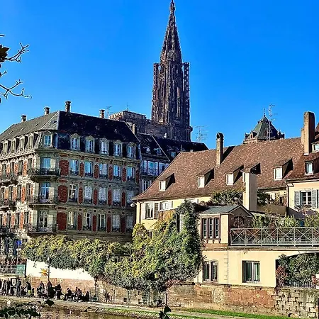 Familial Centre De Apartment